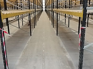 Superflat Very Narrow Aisle (VNA)
